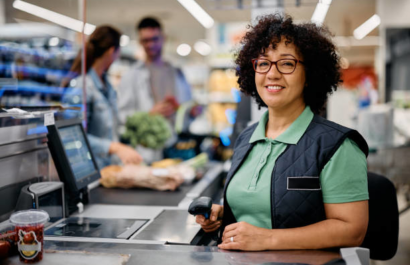 Vacantes para Cajero de Supermercado: Cómo Aplicar y Obtener el Puesto